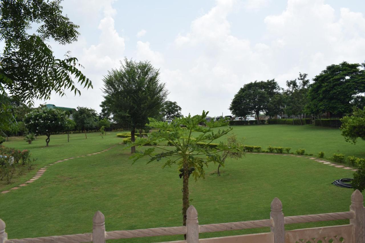 Aravali Hill View Estate Vila Gurgaon Exterior foto