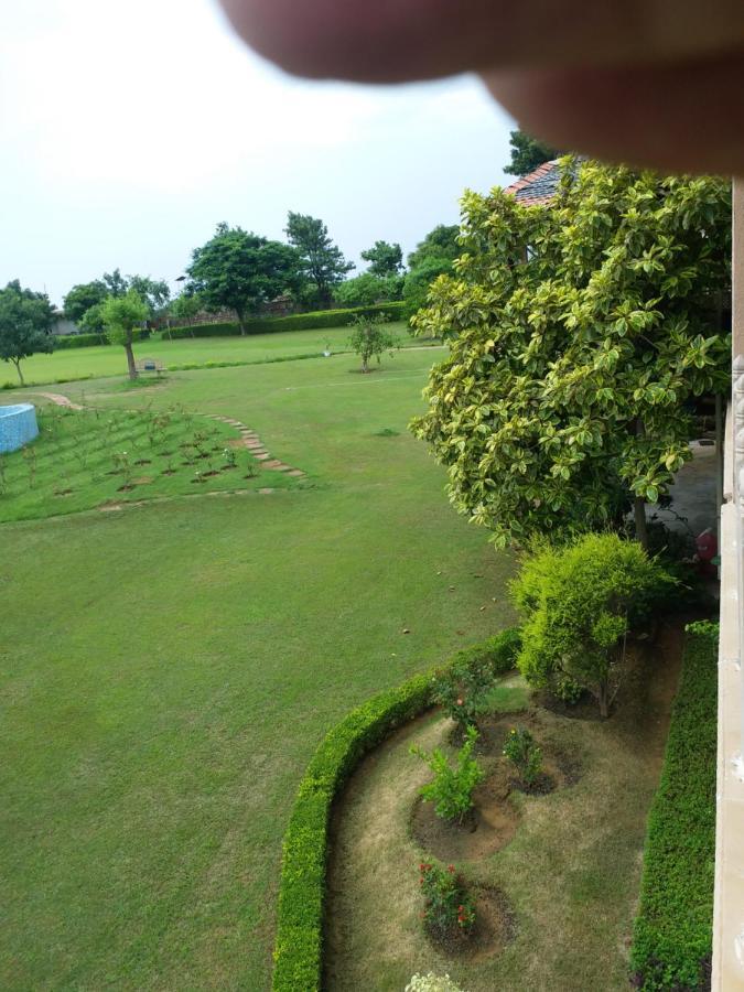 Aravali Hill View Estate Vila Gurgaon Exterior foto