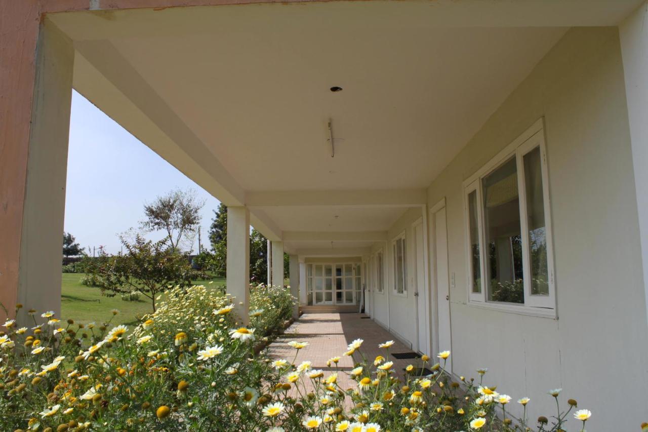 Aravali Hill View Estate Vila Gurgaon Exterior foto